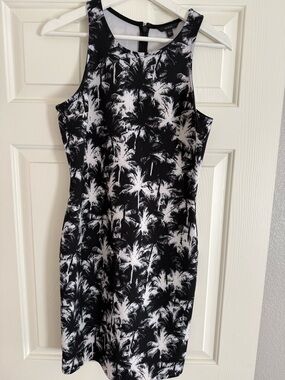Guess Black & White Palm-Print Mini Dress